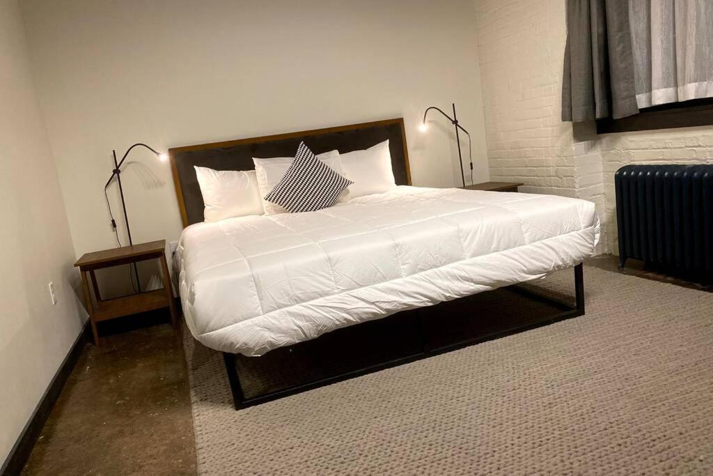 3E-*New* Apartment -5 Min From Downtown, Sleeps 4 Pittsburgh Exterior photo