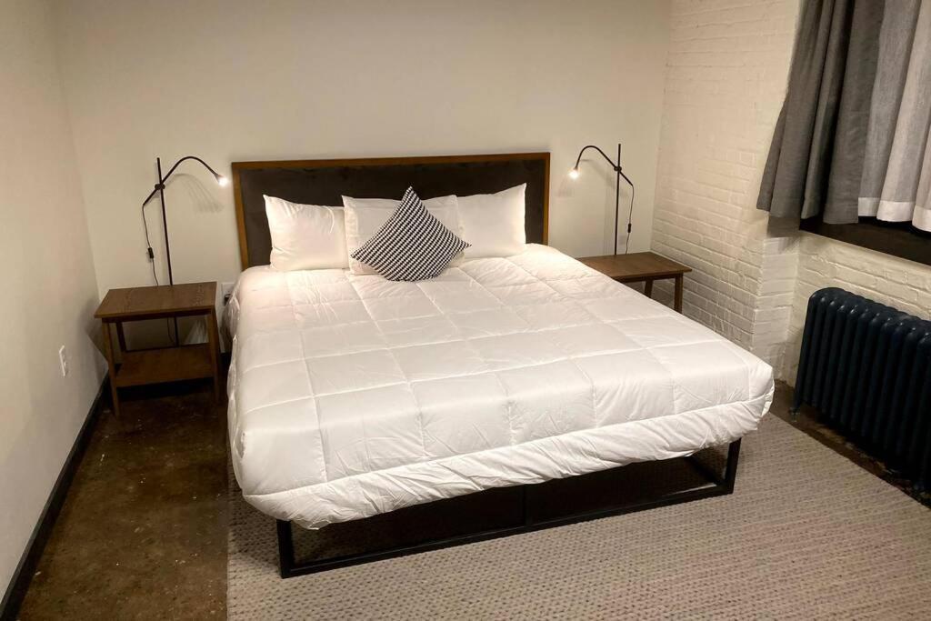 3E-*New* Apartment -5 Min From Downtown, Sleeps 4 Pittsburgh Exterior photo